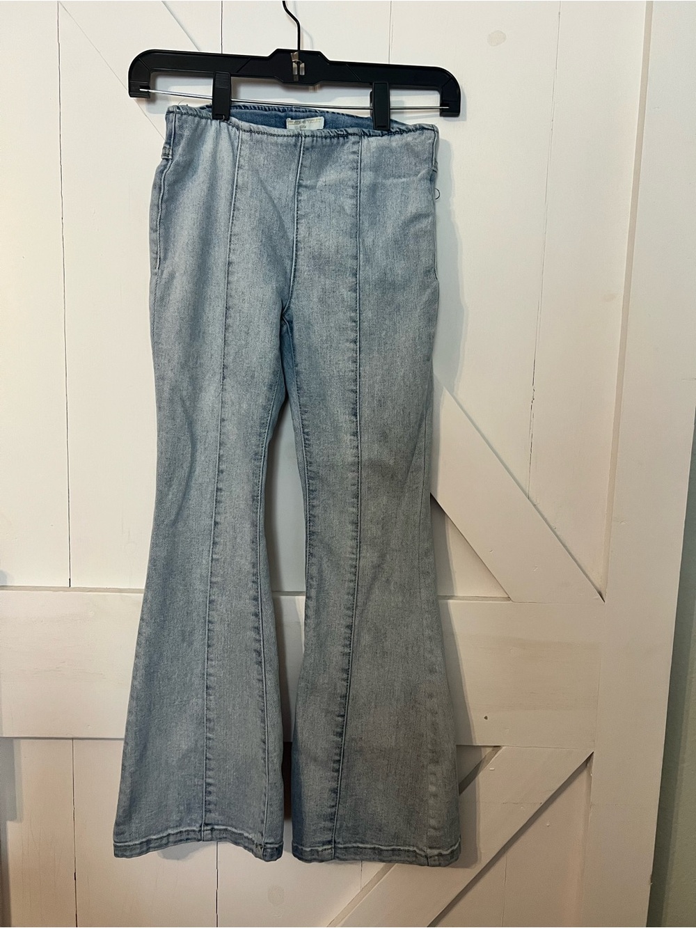 Chelsea & Violet faded blue denim jeans